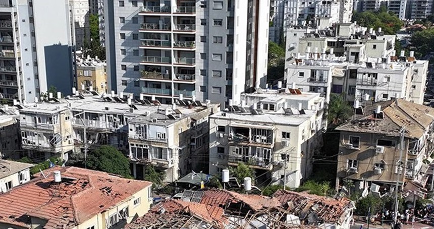 İran ordusu, Tel Aviv'in Never Tzedek bölgesi için tahliye uyarısı yayımladı