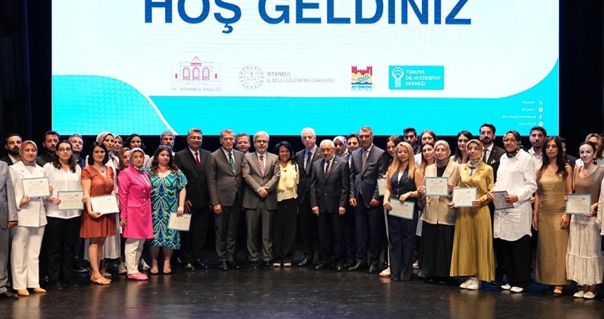 "Medeniyet Okumaları Projesi" kapsamında İstanbul'da 135 bin kitap okutuldu