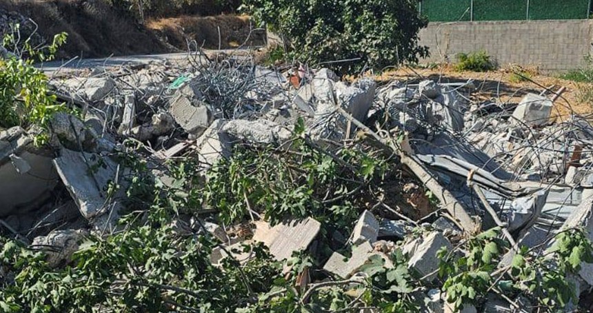 Siyonist rejim Nablus'ta şehit ailesinin evini yıktı