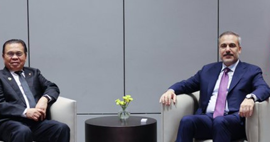Bakan Fidan, Moro İslami Kurtuluş Cephesi Lideri İbrahim'i kabul etti