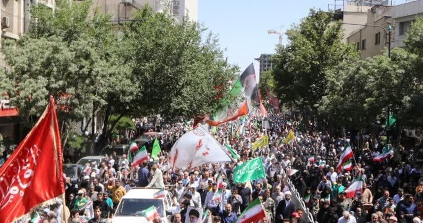 İran genelinde halk, siyonist saldırganlığa karşı eylem yaptı