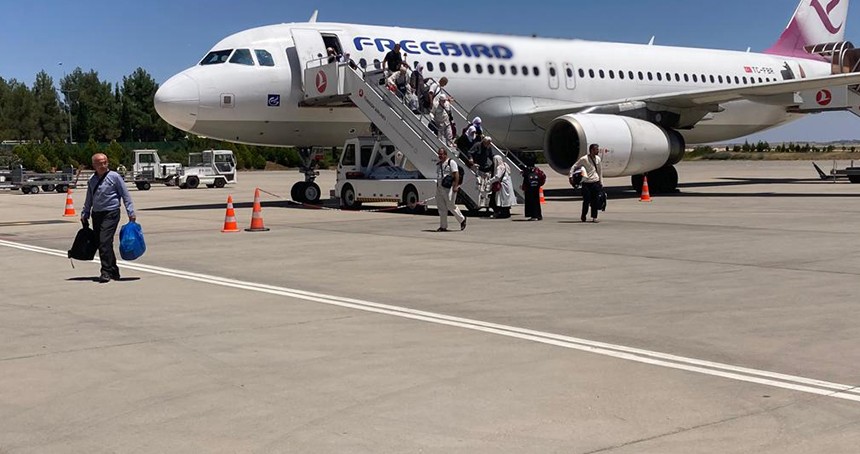 Adıyaman'da ilk hacı kafilesi yurda döndü