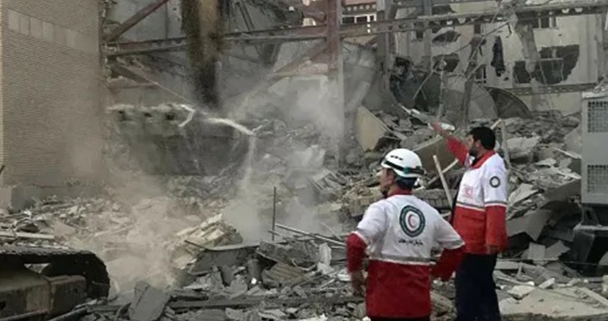 İran Sağlık Bakanlığı: israil saldırılarında 3 hastane ve 6 ambulans hedef alındı