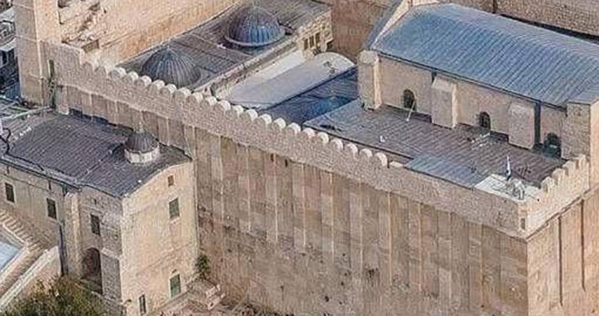 İşgalciler 9 gündür İbrahim Camii'nde namaza izin vermiyor