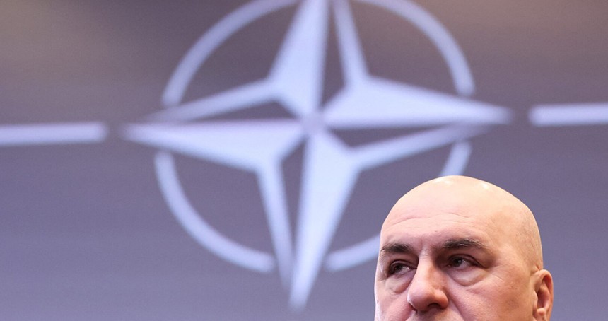 İtalya: NATO artık işlevsiz