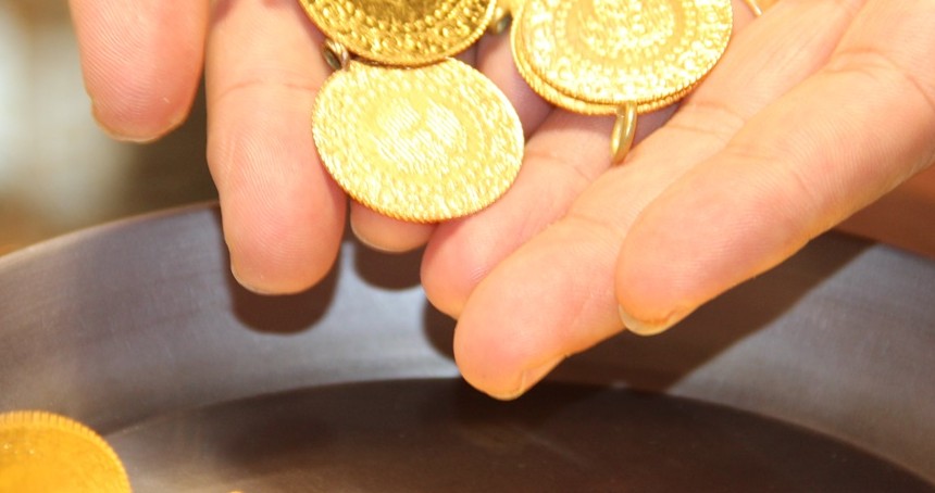 Savaşın ekonomik yankısı: Vatandaş altın alamıyor, esnaf satamıyor