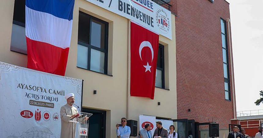 Fransa'da Ayasofya Camii'nin açılışı yapıldı