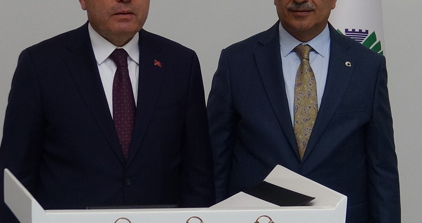 Adalet Bakanı Tunç: Darbecilerin yazdığı bir anayasayla hala yönetiliyoruz!