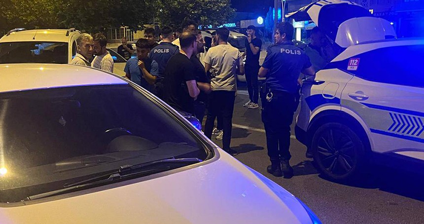 İki araç yarıştı faturası ağır oldu