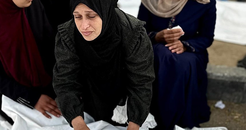 İşgalciler sığınakları hedef aldı: 74 şehit