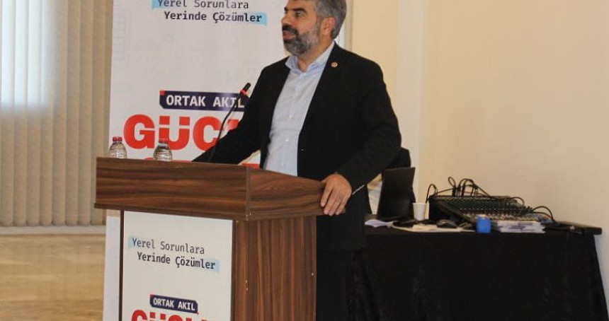 HÜDA PAR Milletvekili Dinç, bağımlılıkla mücadele çalıştayına katıldı