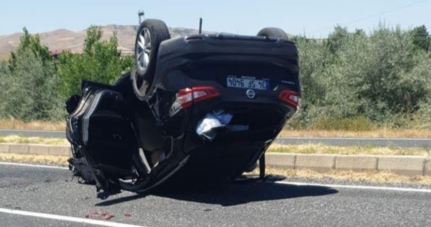 Elazığ’da trafik kazası: 3 kişi yaralandı
