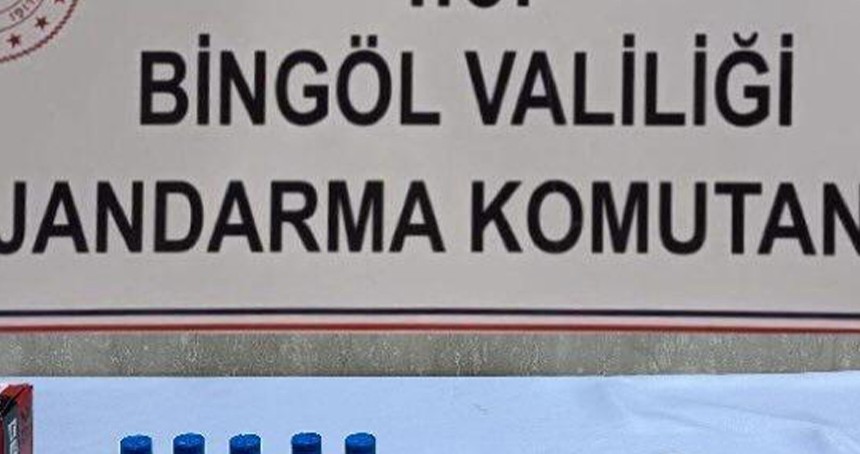 Bingöl'de ruhsatsız silah ele geçirildi