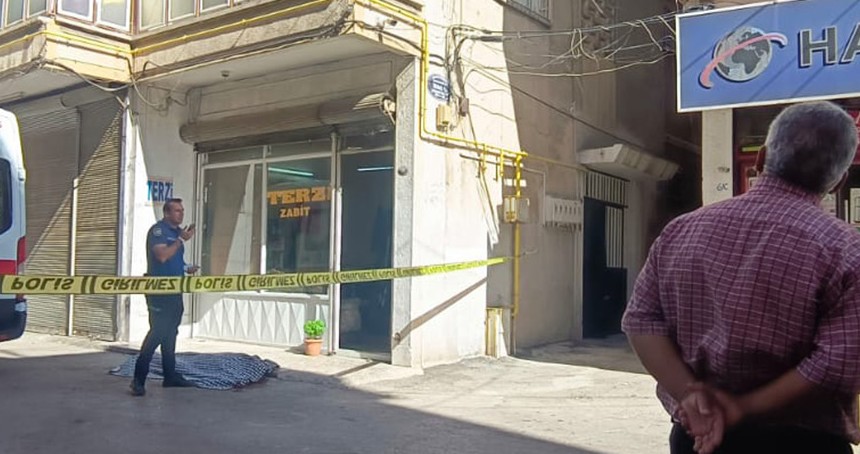 Balkondan düşen yaşlı adam hayatını kaybetti