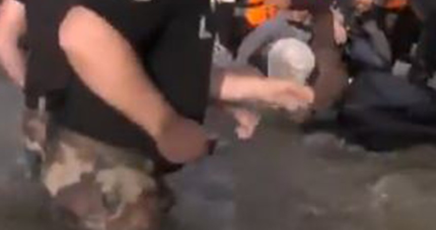 Fransız polisinden göçmen botuna insanlık dışı müdahale