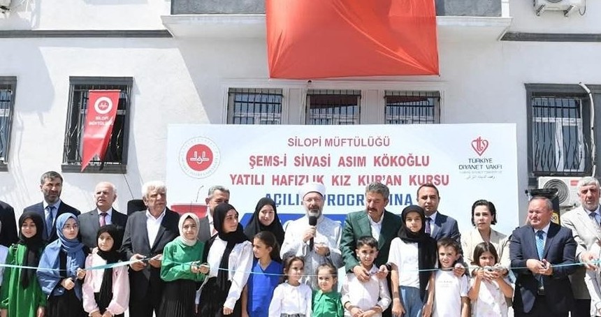 Prof. Dr. Erbaş: Ailemize sahip çıkmamız lazım