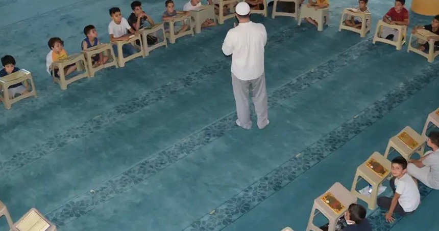 Şanlıurfa’da yaz Kur’an kursları çocukların ilgisiyle devam ediyor