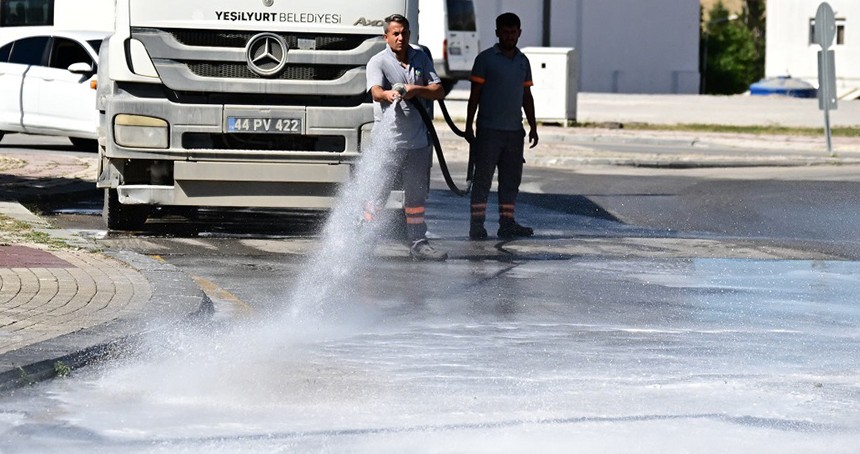 Belediye Başkanı Geçit: Hizmetlerimizin ilk sırasında temizlik ve çevre düzenlemesi geliyor