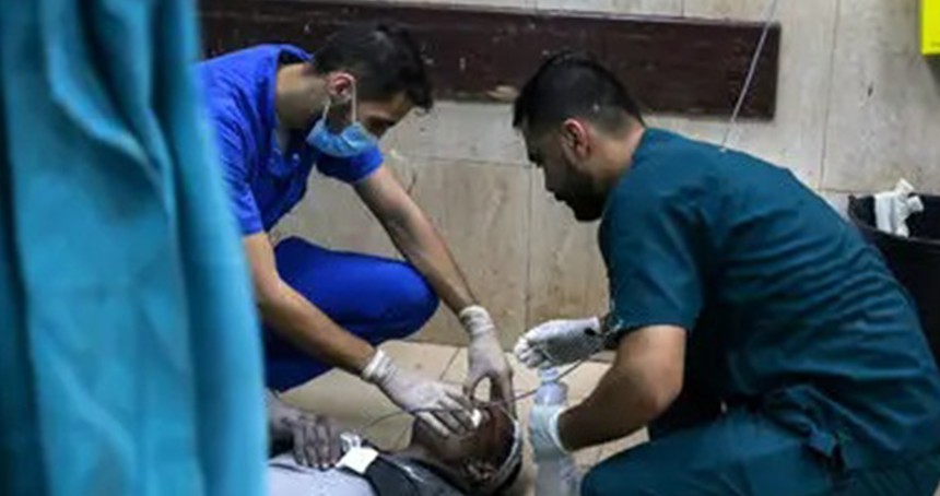Han Yunus'taki doktorlar ölümle burun buruna hizmet veriyor