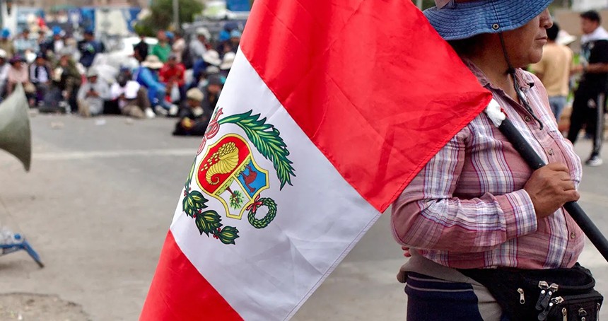 Peru'da maden işçileri sokağa döküldü