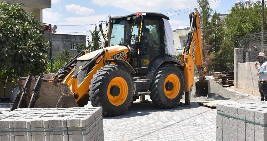 Siirt'te mahalle yolları yenileniyor: Şavuran Mevkii'nde çalışmalar tamamlandı