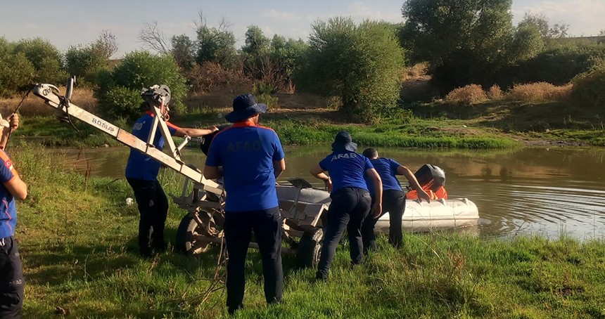 Dicle Nehri’ne giren genç kayboldu