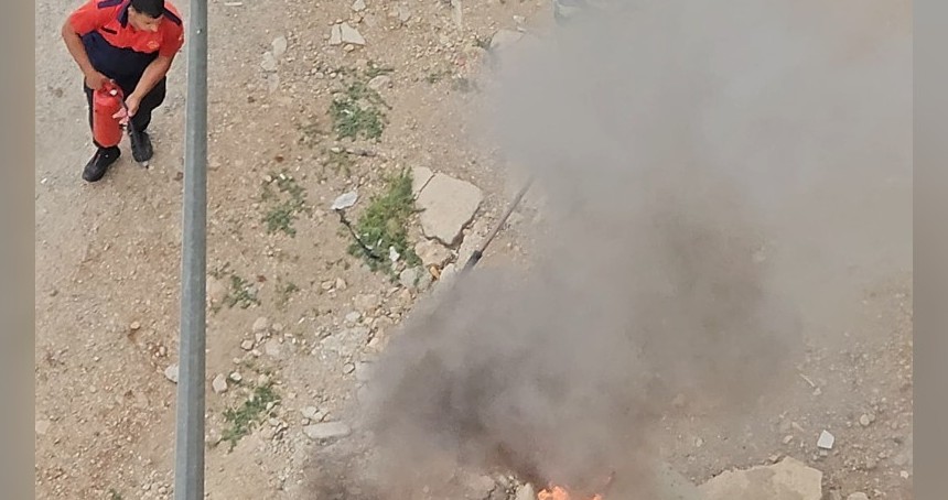 Mardin’de elektrik panosu alev aldı