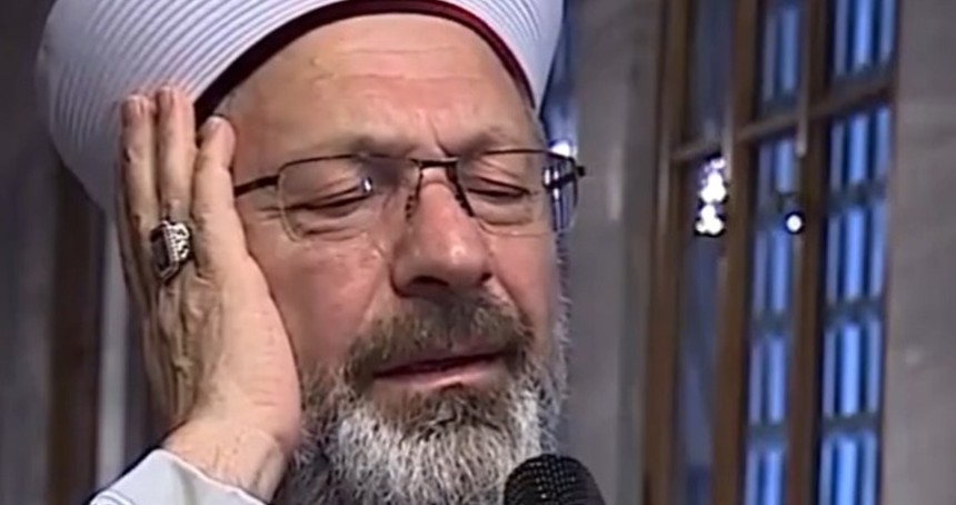 Darbe girişiminin yıl dönümünde 81 ilde sela okundu