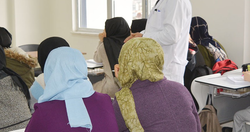 Okullarda tek tip kıyafet geri geliyor: Eğitim camiası ne düşünüyor?