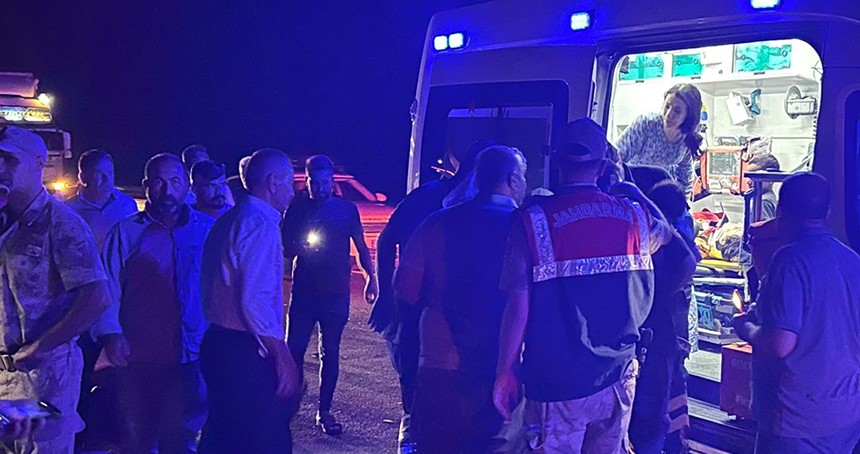 Şanlıurfa’da iki araç çarpıştı: 6 kişi yaralandı