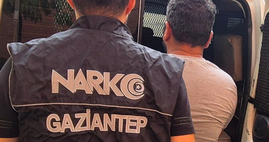 Uyuşturucu satmaktan kesinleşmiş cezası bulunan şahıslar yakalandı