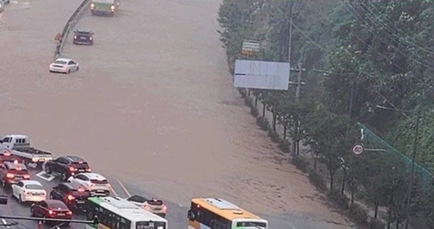 Güney Kore’de şiddetli yağışlar nedeniyle 4 ölü, 1 kayıp 