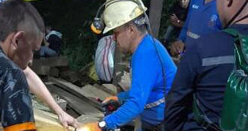 Kolombiya'da altın madeninde mahsur kalan işçiler kurtarıldı