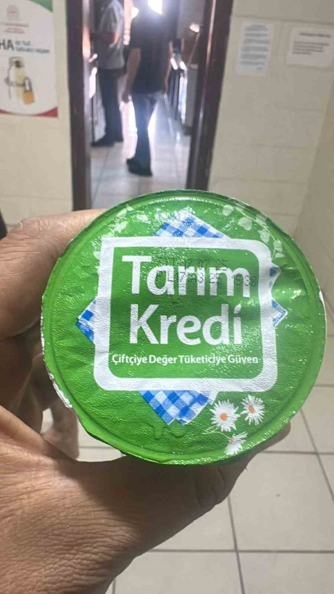 İl Sağlık Müdürlüğüne bağlı yemekhanede son kullanma tarihi geçmiş ayran dağıtıldı