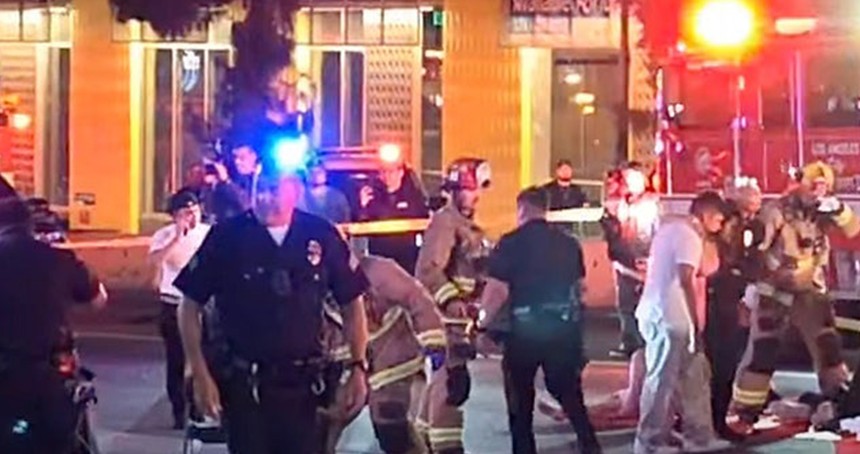 Los Angeles'ta araç kalabalığa daldı: 30 yaralı