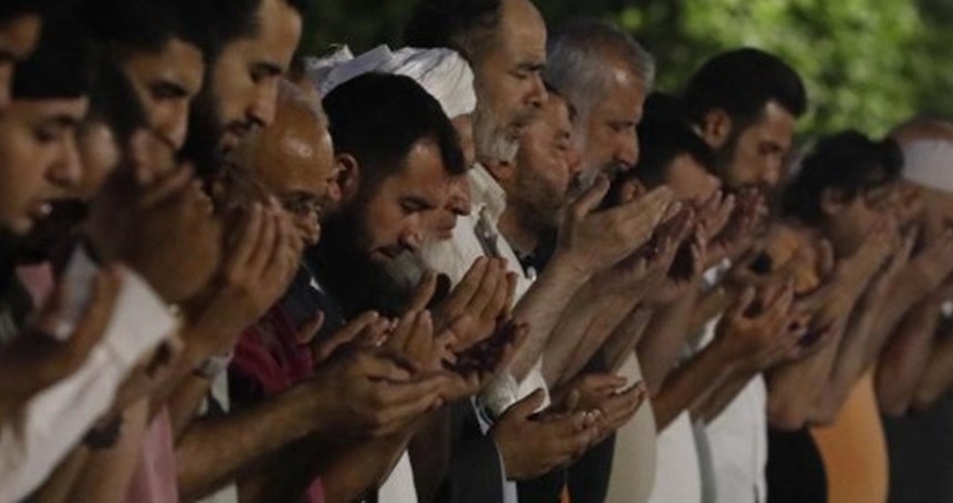 Saraçhane'de eller Gazze için semaya kalktı