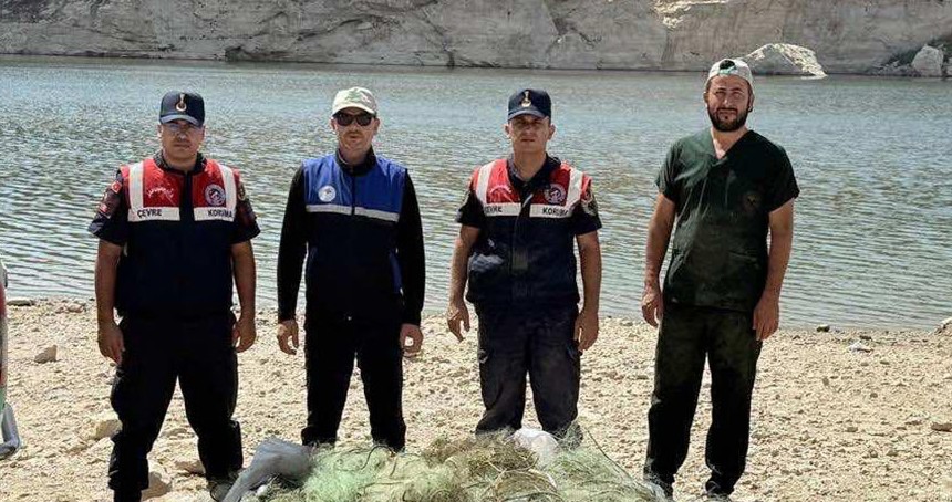 Batman'da 2 bin 900 metre uzunluğunda hayalet ağa el konuldu