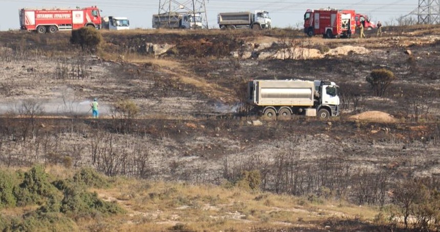 İstanbul'da arazi yangını