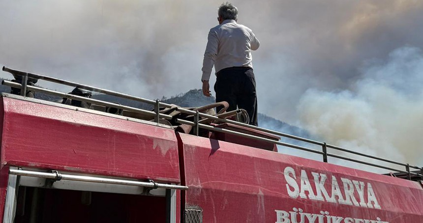 Alevlerle mücadele 4'üncü gününde: 4 il alarmda