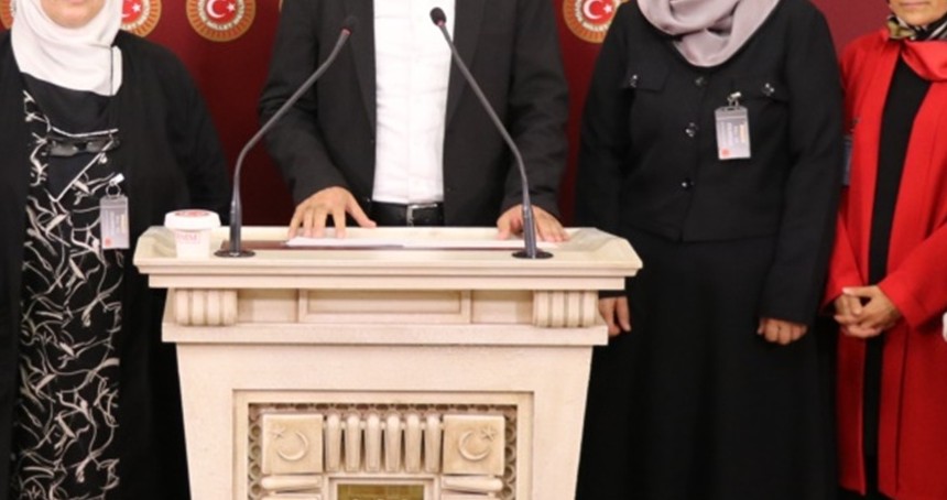 HÜDA PAR Milletvekili Dinç, 28 Şubat mağdurları yönelik komisyon kurulması için çağrıda bulundu
