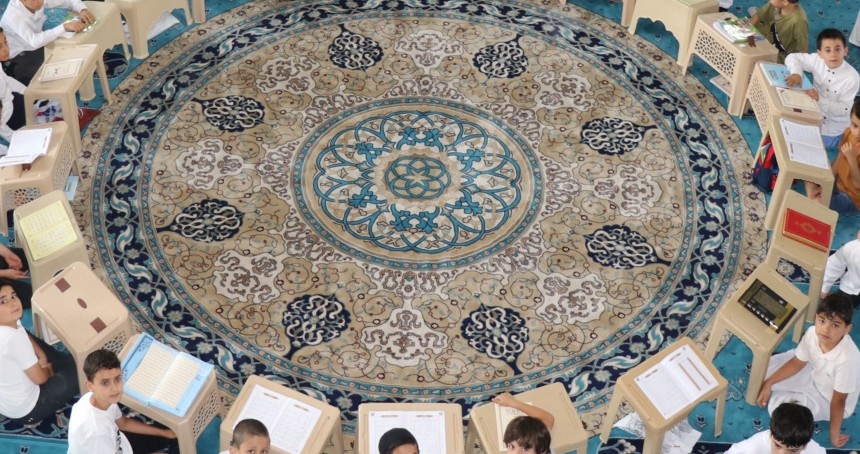 Yaz Kur'an kursları tüm güzelliğiyle devam ediyor