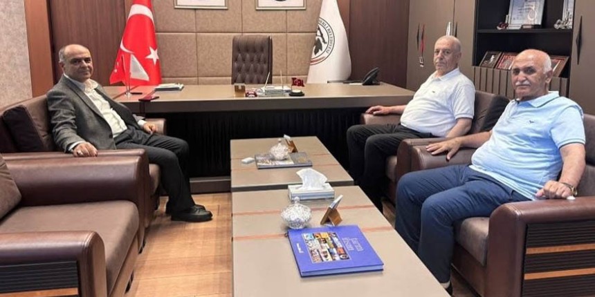 Eski Milletvekili Nihat Eri’den Ömerli Belediyesi’ne Ziyaret