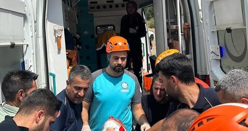 Bingöl-Erzurum kara yolunda kaza: 1 yaralı