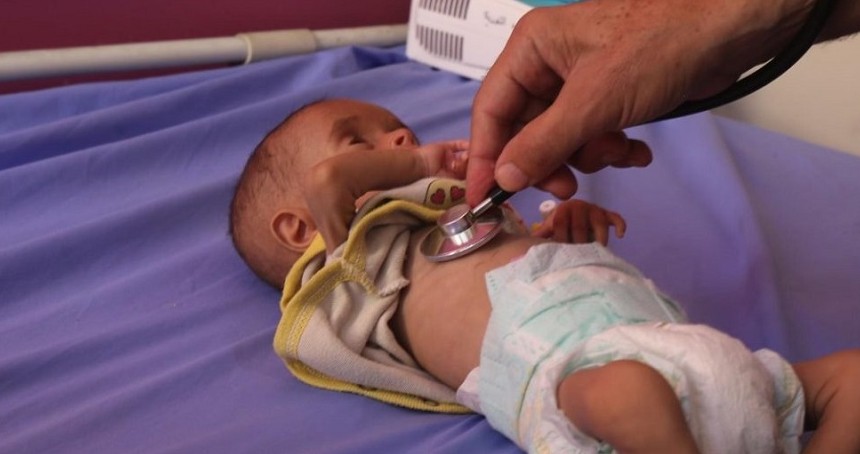 Gazze'de yeni doğan bir bebek açlıktan şehit oldu
