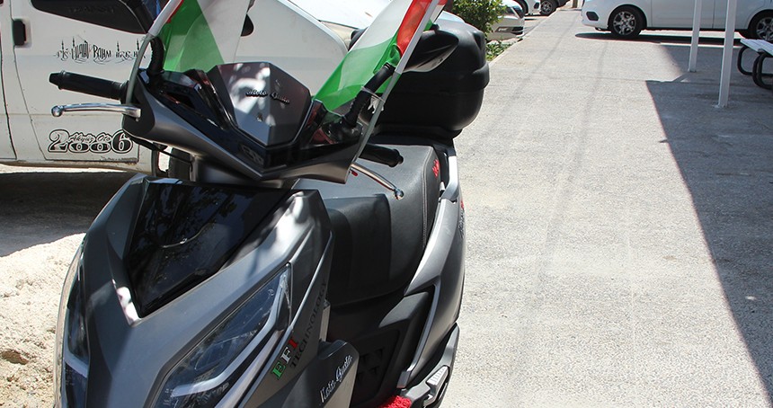 Motosikletini Gazze için bağışladı