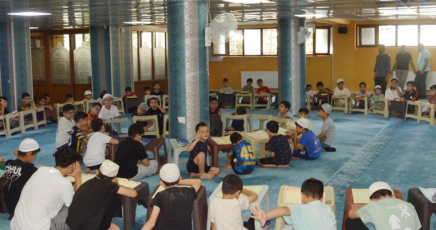 Ekranlardan uzak, Kur'an'a yakın bir yaz 