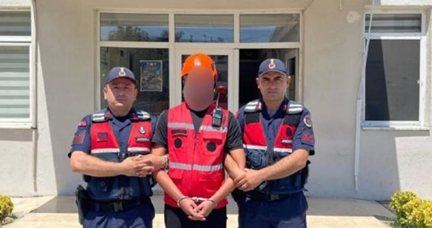 Bursa'da yangın bölgesinde AKUT kıyafeti giyen hırsızlık şüpheli yakalandı