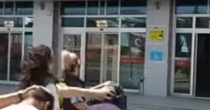 Dilenci kılığına girerek 1 milyon TL'lik ziynet eşyası çaldılar