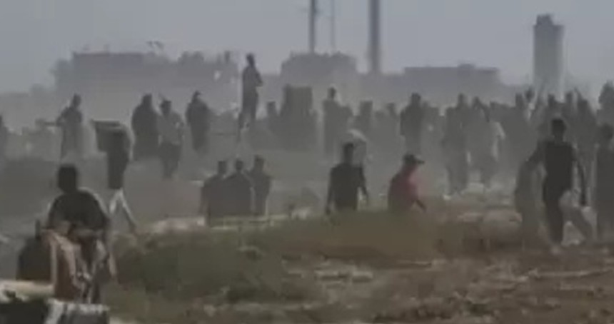 Gazze'deki hükümet: Tüm vaatlere rağmen yalnızca 73 tır Gazze’ye girdi!