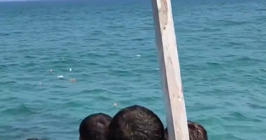 HÜDA PAR Gençlik Kolları, Gazze için denize bakliyat dolu şişeler bıraktı